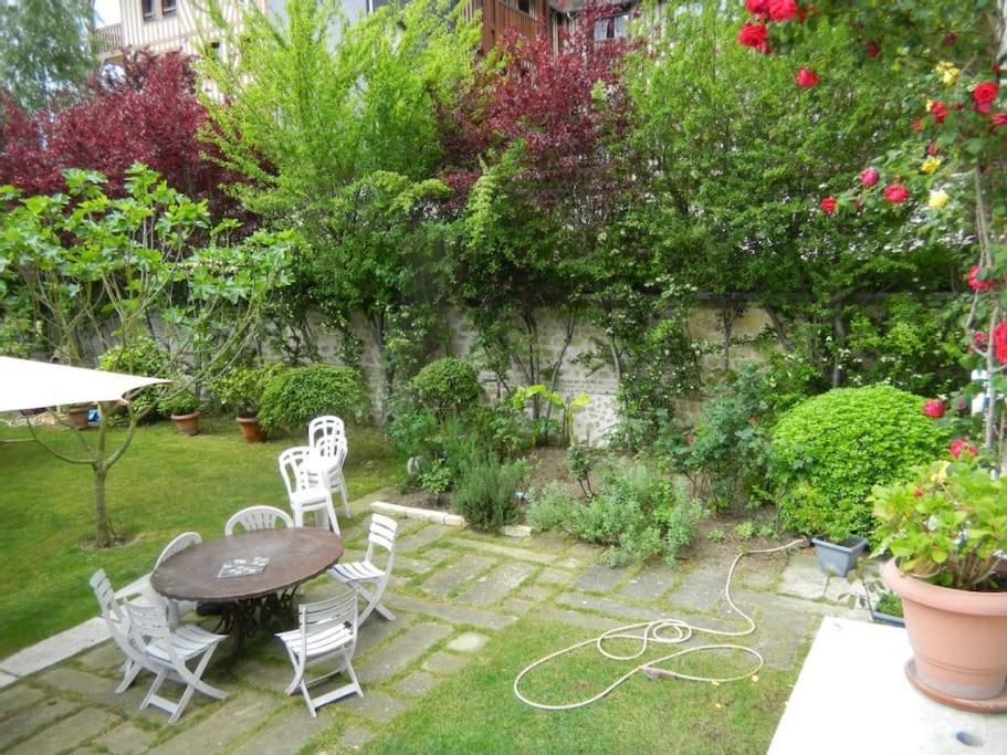 Les Embruns - Le Balcon - 2Eme Etage Apartment Deauville Luaran gambar